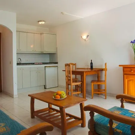 Blue Sea Europa Apartments 2* Puerto del Carmen (Lanzarote)
